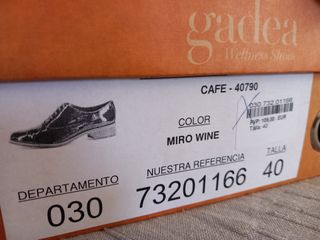 Zapatos charol burdeos Gadea