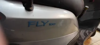 Piaggio FLY 100 Scooter Automático