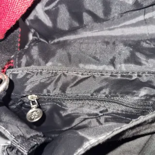 Bolso bandolera Bacardi negro y rojo