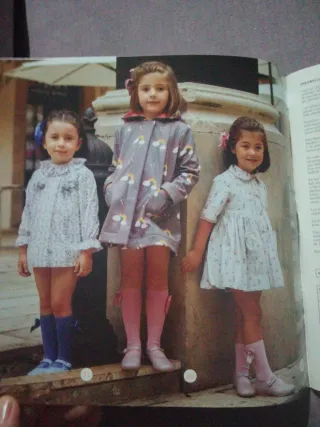 Revista de moda infantil con patrones