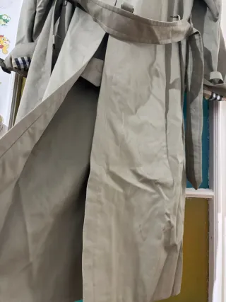 Gabardina Burberry caqui Clásica