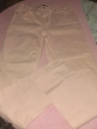 Pantalón mujer T 46. Medidas en descripción