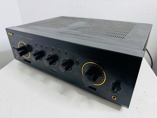 Amplificador Estéreo TEAC A-R600 para Reparar