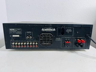 Amplificador Estéreo TEAC A-R600 para Reparar