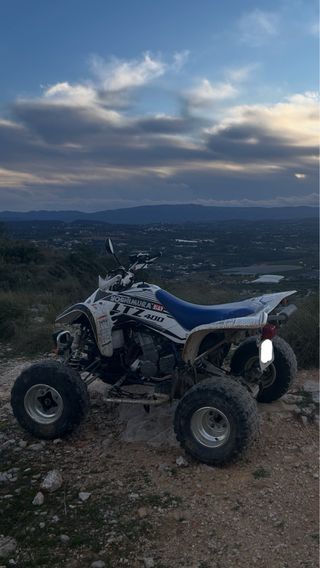 Suzuki LTZ 400