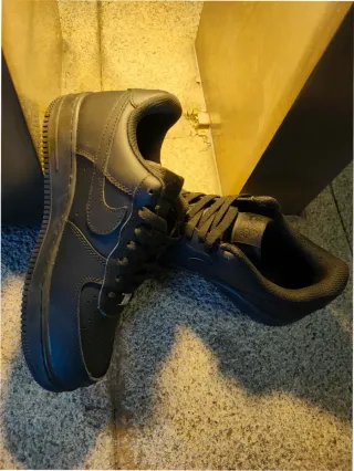 Nike Air Force 1 Low '07 Negras Talla 40