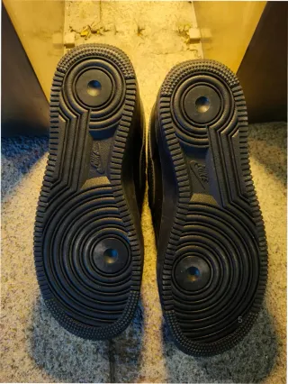 Nike Air Force 1 Low '07 Negras Talla 40