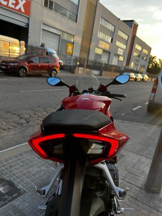 Ducati Panigale V2 - 2.100 km