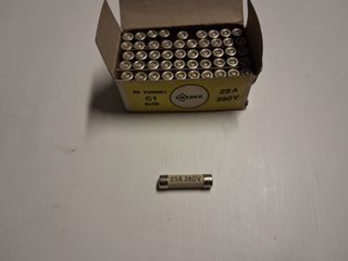 50 Fusibili C1 9x36 Weber 25A 380V