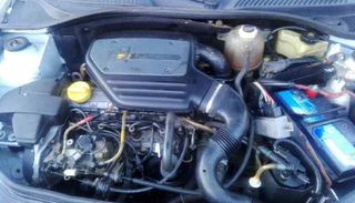 Centralita motor 7700108680 renault clio ii 401939