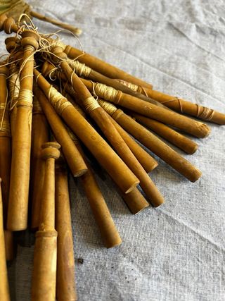 Bolillos antiguos de madera