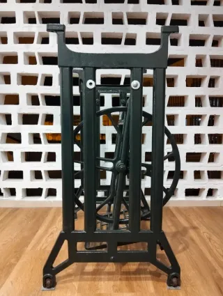 Base Máquina de Coser Refrey Hierro