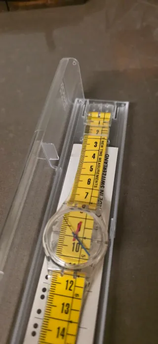 Swatch Metrica GK263