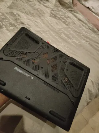 Portátil MSI Crosshair A16