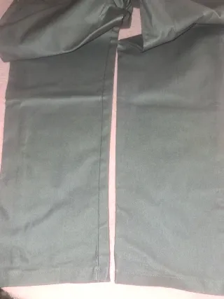 Pantalón Talla 58 Gris Nuevo. Ver medidas