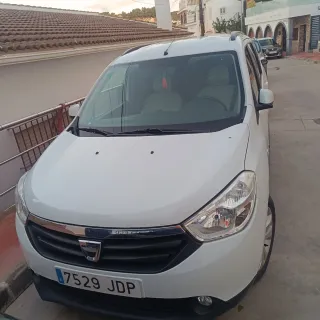 Dacia Lodgy 2016