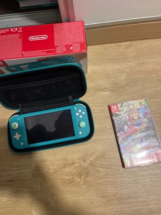 Nintendo lite+ juego y funda no trae cargador