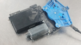 ELEVALUNAS DELANTERO IZQUIERDO AUDI A4 AVANT (8E)