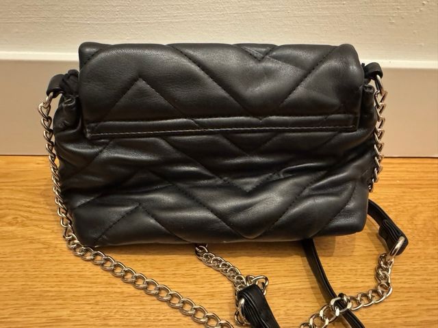 Bolso mujer negro acolchado