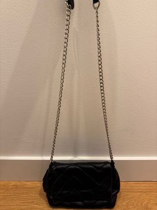 Bolso mujer negro acolchado