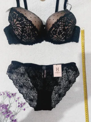 Conjunto Lencería Encaje Negro y Nude 105C