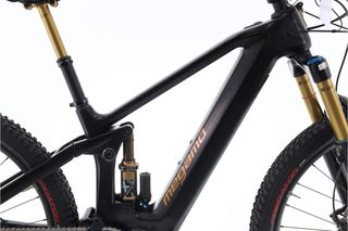 Megamo Crave 3 (ebike) t.M Reacondicionada