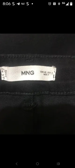 Jeans Mango Crop Negro Deshilachados