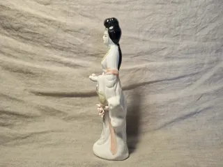 Figura de porcelana – Geisha / Gheisa oriental
