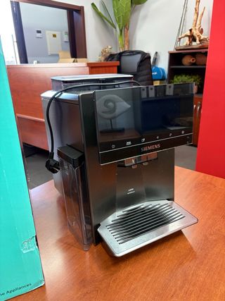 Cafetera Siemens EQ900 (2 molinillos)