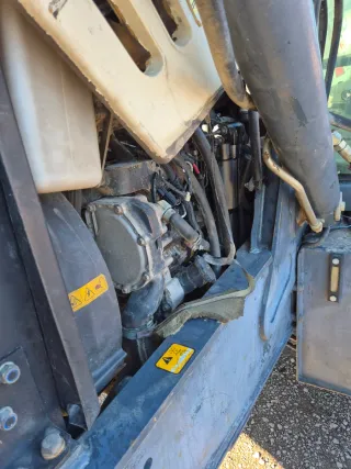 Retroexcavadora Terex en buen estado