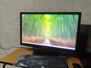 Dell Core i5 SSD W11 16GB RAM WIFI AC SAMSUNG 27