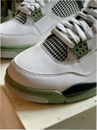 Jordan 4 Retro Seafoam Talla 44