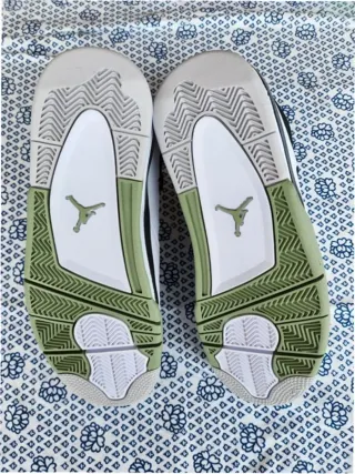 Jordan 4 Retro Seafoam Talla 45