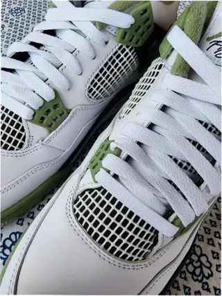 Jordan 4 Retro Seafoam Talla 45