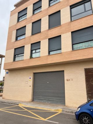 Plaza de garaje amplia en Daniel Fortea