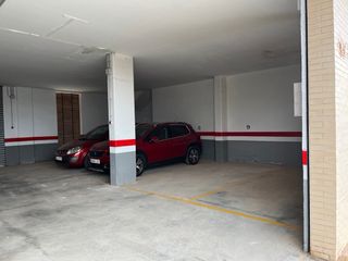 Plaza de garaje amplia en Daniel Fortea