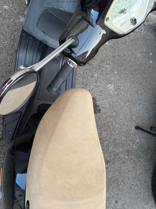 Vespa LX 50 2T Scooter (Precio 1800€)
