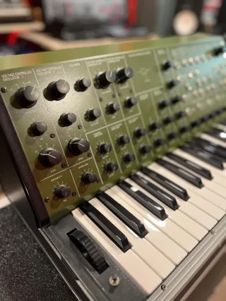 Korg MS20 FS Reissue Verde Oscuro con Funda