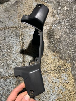 Tapa Cuentakilómetros Yamaha Aerox Negra