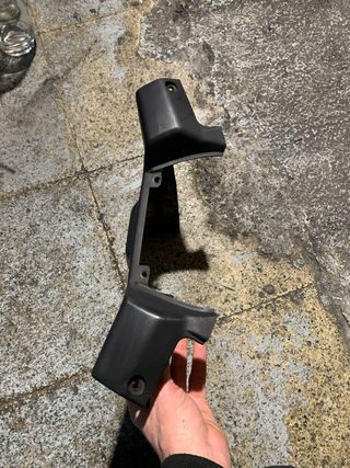 Tapa Cuentakilómetros Yamaha Aerox Negra