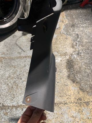 Tapa Cuentakilómetros Yamaha Aerox Negra