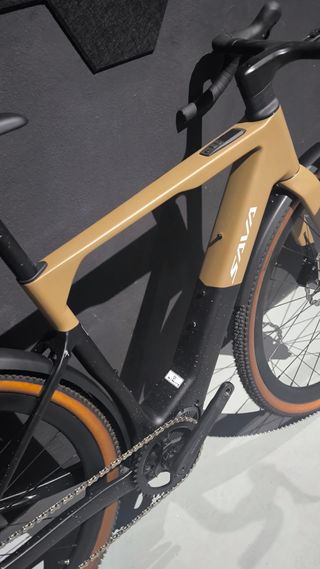 Bicicleta Eléctrica Gravel SAVA Gelaro 4.0