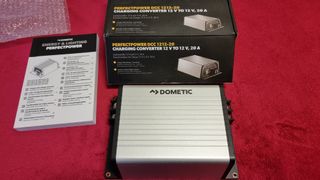 Dometic PerfectPower DCC 1212-20 Booster Cargador