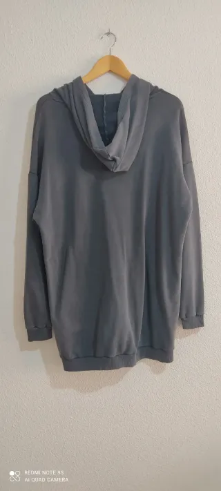 Sudadera Desires Gris SIN ESTRENAR