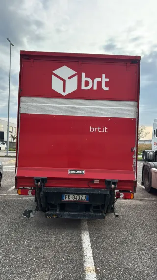 FURGONE MOVANO CON SPONDA IDRAULICA