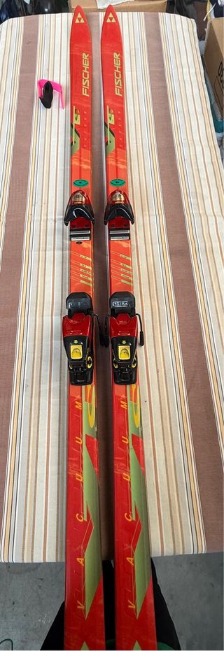 Due sci e due bacchette