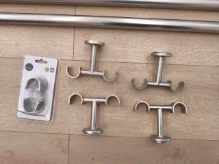 Barras, topes y anclajes cortina acero cepillado