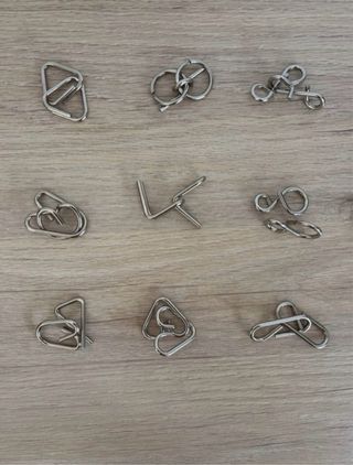 19 Puzzles de Metal