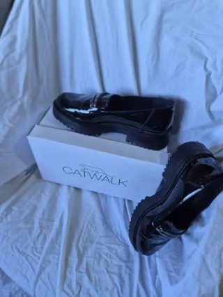 Zapatos negros Catwalk charol plataforma
