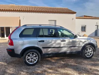 Volvo XC90 2004